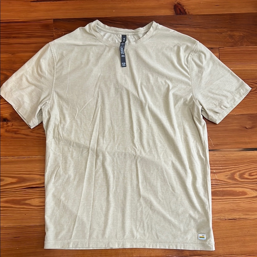 Vuori strato tech shirt cream size large